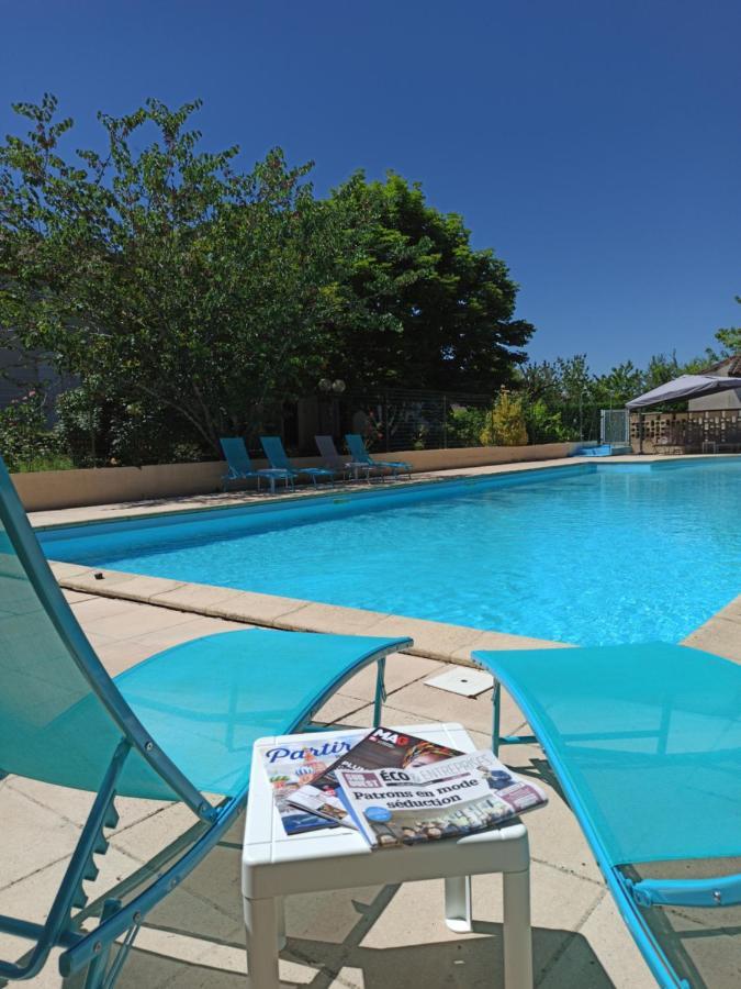 Logis Hotel Le Prince Noir Sérignac-sur-Garonne Zewnętrze zdjęcie