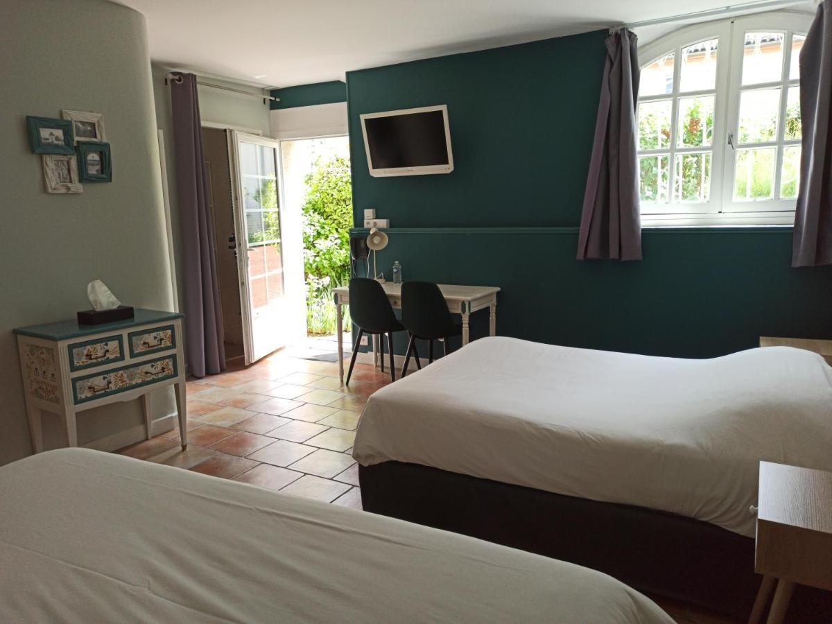 Logis Hotel Le Prince Noir Sérignac-sur-Garonne Zewnętrze zdjęcie