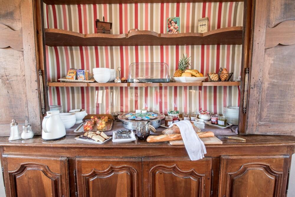 Logis Hotel Le Prince Noir Sérignac-sur-Garonne Zewnętrze zdjęcie