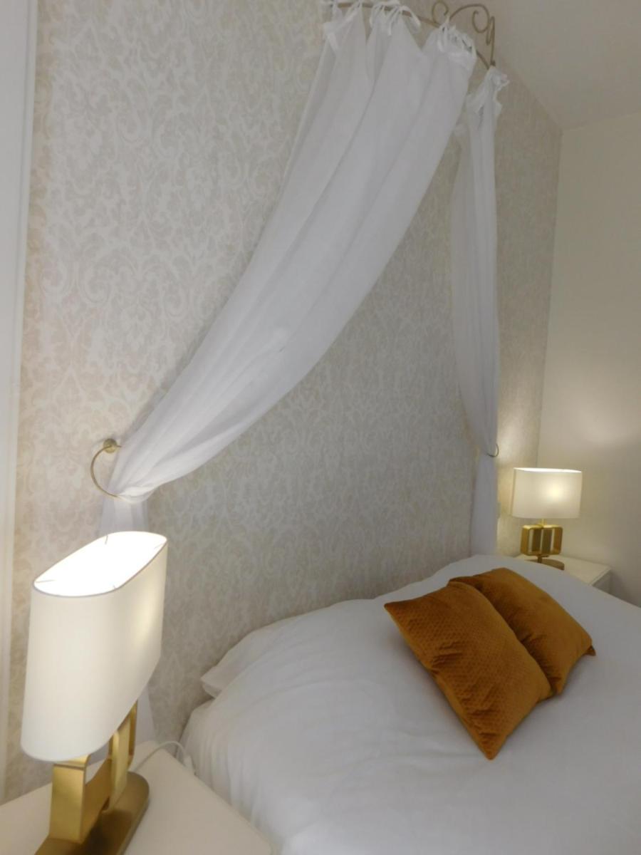 Logis Hotel Le Prince Noir Sérignac-sur-Garonne Zewnętrze zdjęcie