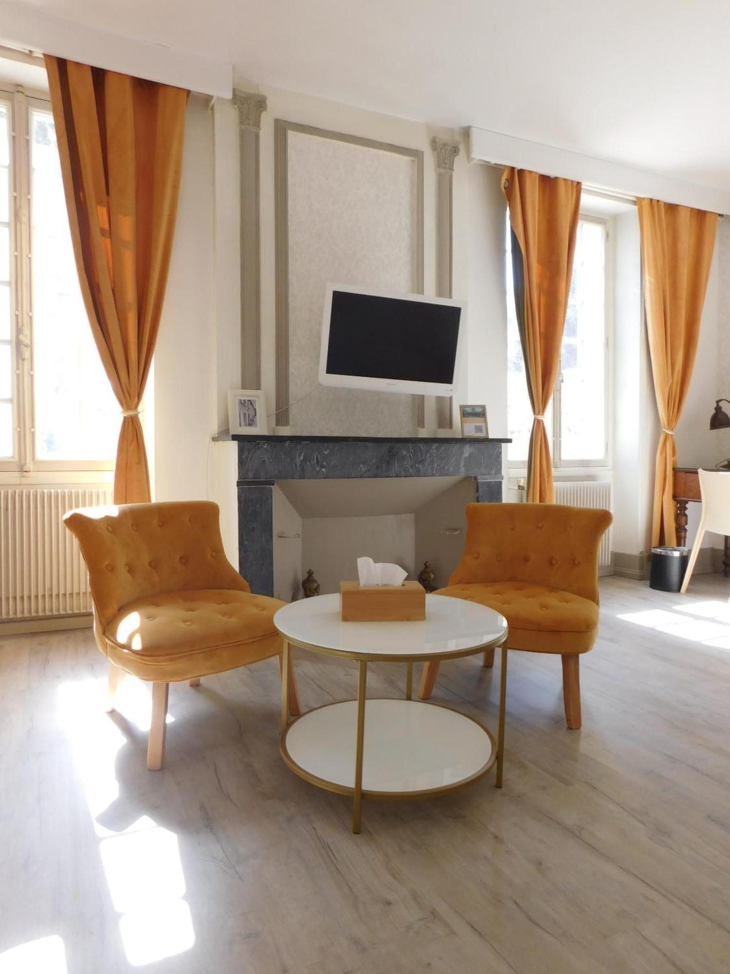Logis Hotel Le Prince Noir Sérignac-sur-Garonne Zewnętrze zdjęcie