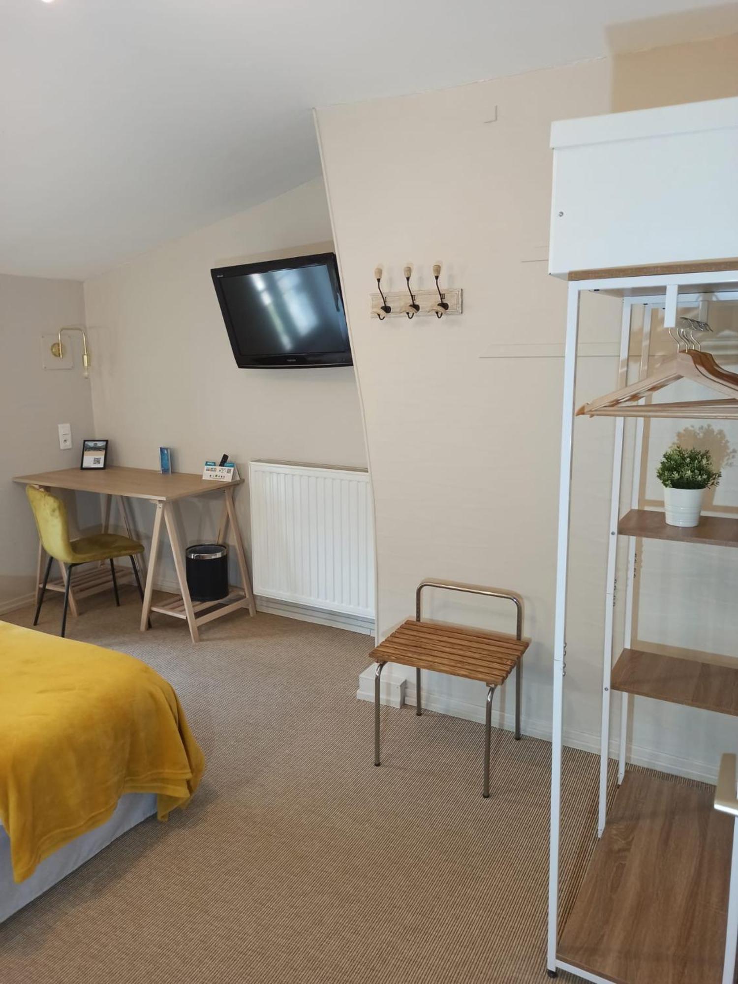 Logis Hotel Le Prince Noir Sérignac-sur-Garonne Zewnętrze zdjęcie