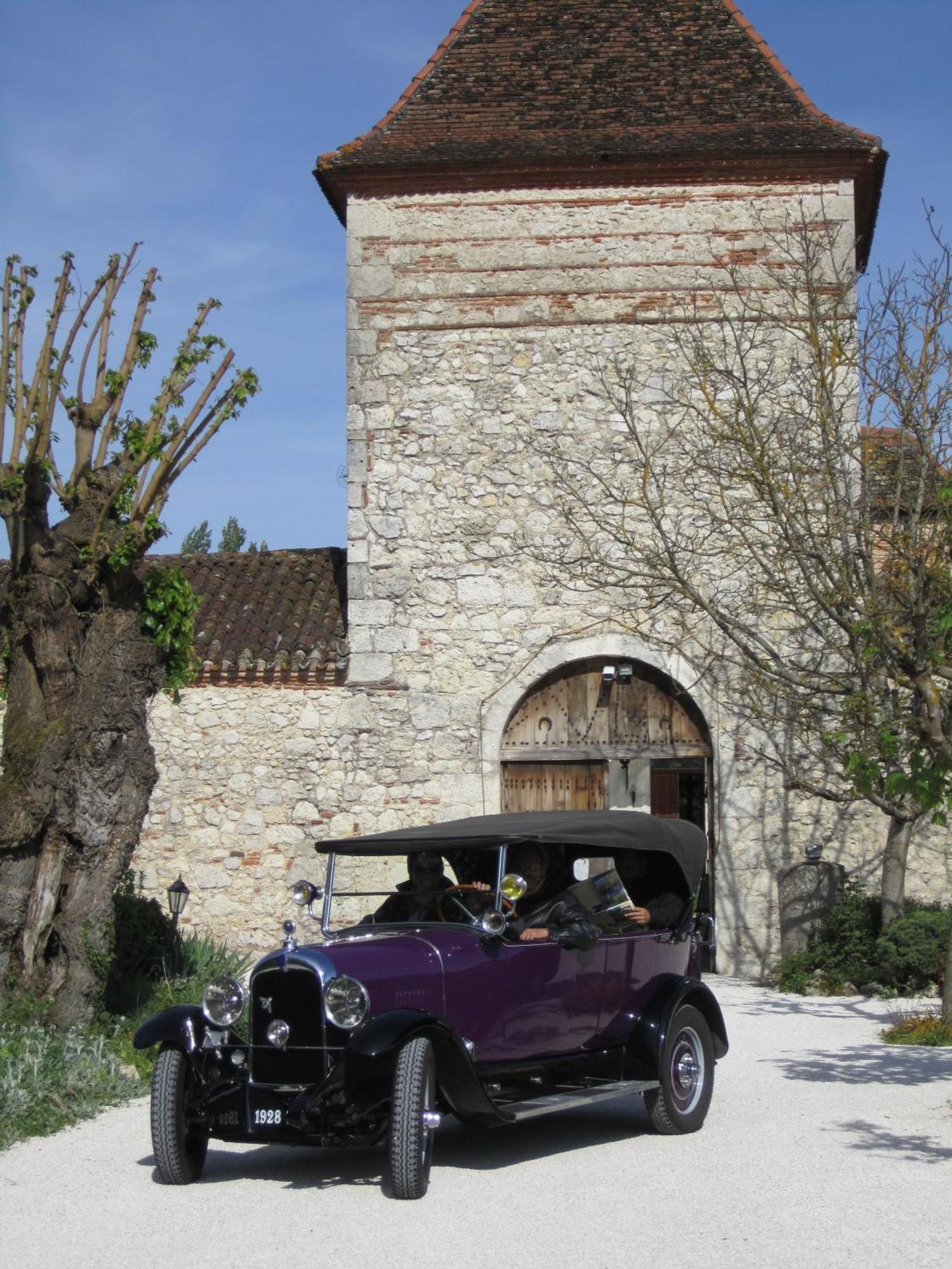 Logis Hotel Le Prince Noir Sérignac-sur-Garonne Zewnętrze zdjęcie