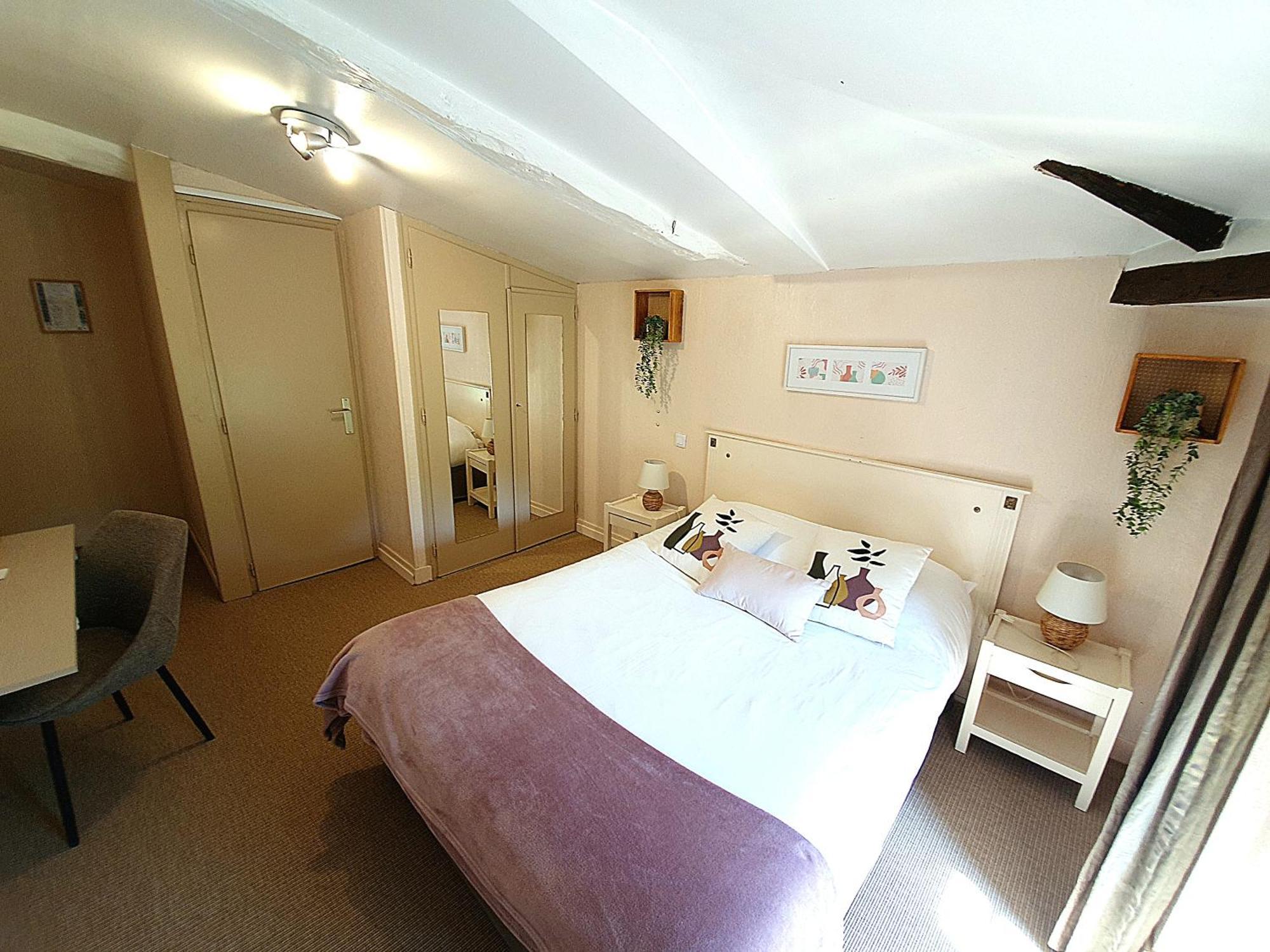 Logis Hotel Le Prince Noir Sérignac-sur-Garonne Zewnętrze zdjęcie