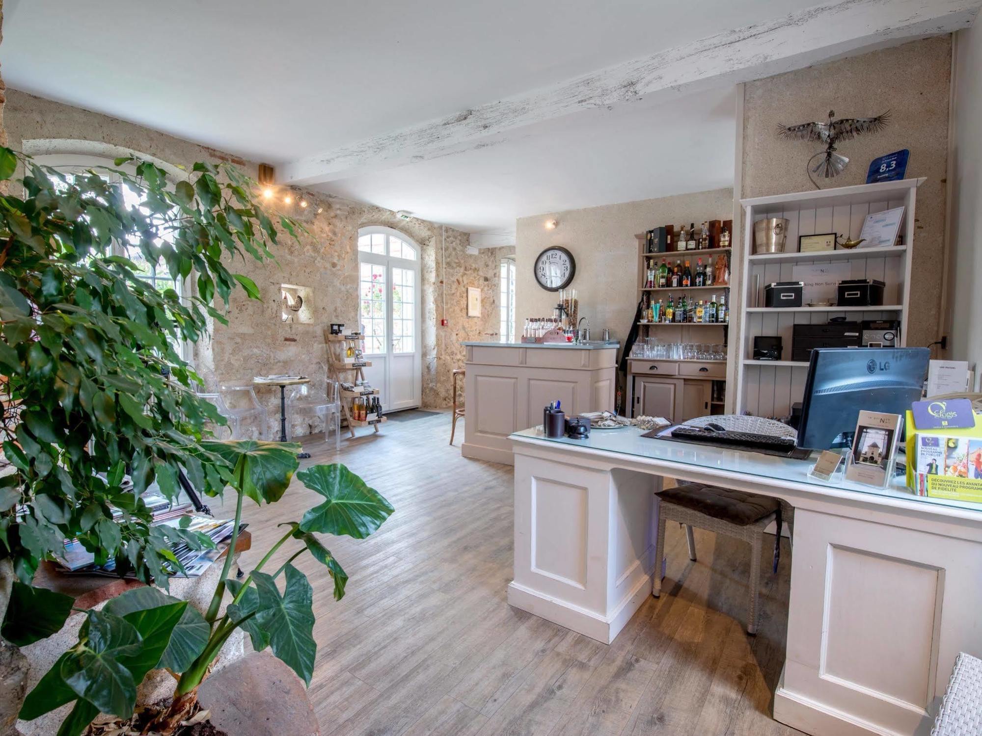 Logis Hotel Le Prince Noir Sérignac-sur-Garonne Zewnętrze zdjęcie