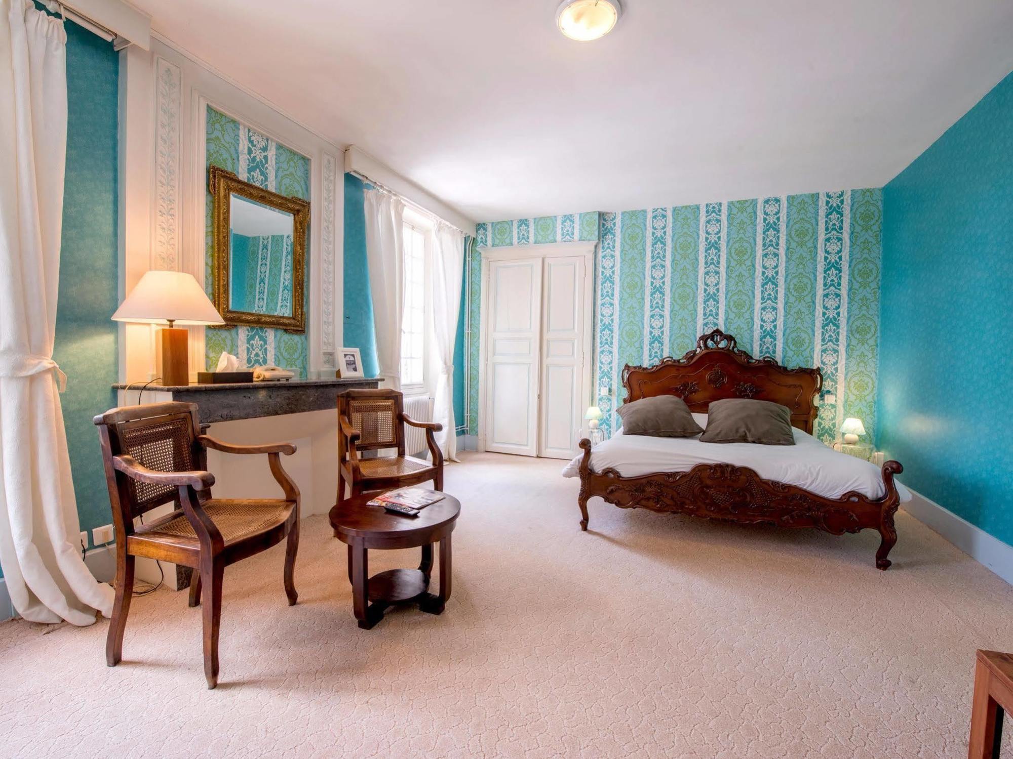 Logis Hotel Le Prince Noir Sérignac-sur-Garonne Zewnętrze zdjęcie